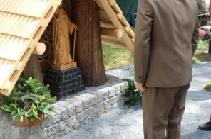 image020